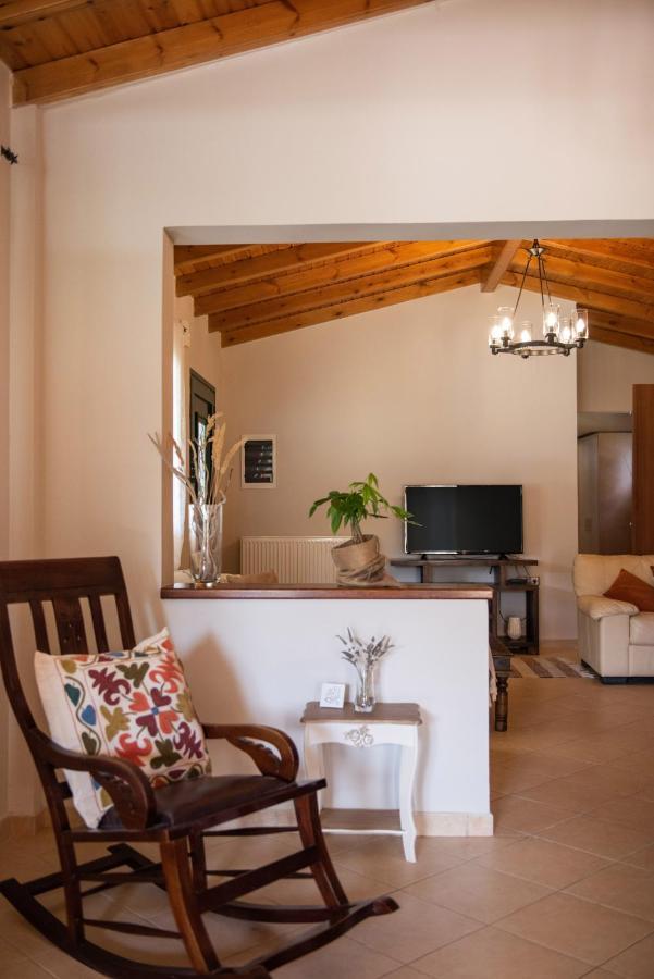 Villa Pine Forest Kompitsion Экстерьер фото