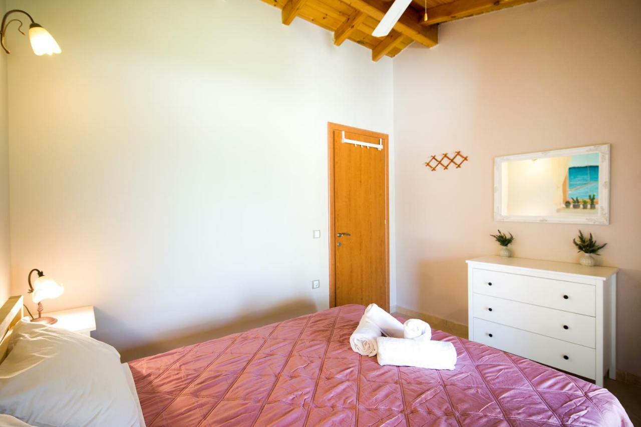 Villa Pine Forest Kompitsion Экстерьер фото